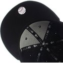 cappellino-visiera-piatta-nero-aderente-59fifty-essential-di-boston-red-sox-mlb-di-new-era