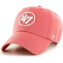 cappellino-rosso-con-visiera-curva-e-logo-47-clean-up-di-47-brand