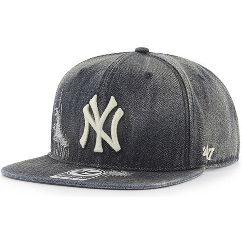 cappellino-visiera-piatta-nero-denim-di-new-york-yankees-mlb-captain-loughlin-di-47-brand
