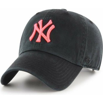 Cappellino visiera curva nero con logo rosa di New York Yankees MLB Clean Up di 47 Brand