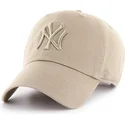cappelli-curva-beige-cinghia-regolabile-caqui-caqui-dei-new-york-yankees-mlb-di-47-brand
