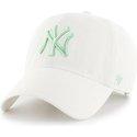 cappellino-visiera-curva-bianco-con-logo-verde-di-new-york-yankees-mlb-clean-up-di-47-brand
