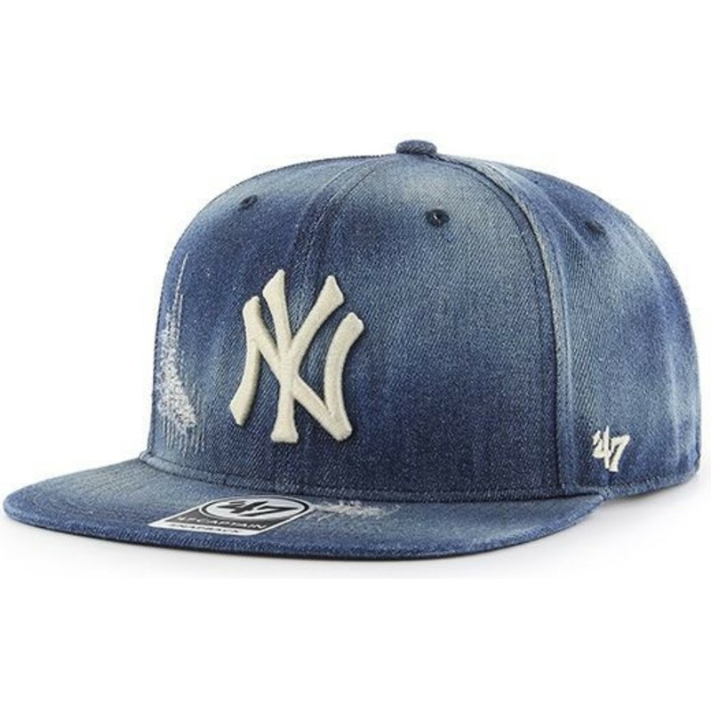 cappellino-visiera-piatta-blu-marino-denim-snapback-di-new-york-yankees-mlb-captain-loughlin-di-47-brand