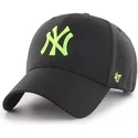 cappellino-nero-snapback-con-visiera-curva-e-logo-verde-dei-new-york-yankees-mlb-mvp-di-47-brand