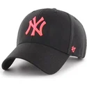 berretto-nero-snapback-con-visiera-curva-e-logo-rosa-dei-new-york-yankees-mlb-mvp-di-47-brand