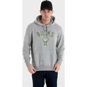 felpe-con-cappuccio-grigio-pullover-hoody-dei-milwaukee-bucks-nba-di-new-era