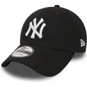 cappellino-regolabile-nero-con-visiera-curva-9forty-essential-dei-new-york-yankees-mlb-di-new-era