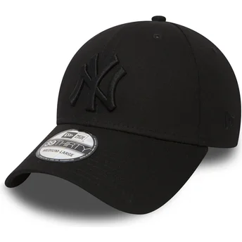 Cappellino curvo nero con logo nero aderente 39THIRTY Classic di New York Yankees MLB di New Era