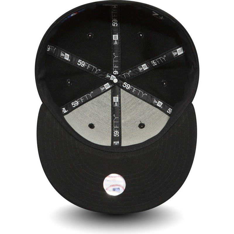 cappellino-visiera-piatta-nero-aderente-59fifty-essential-di-new-york-yankees-mlb-di-new-era
