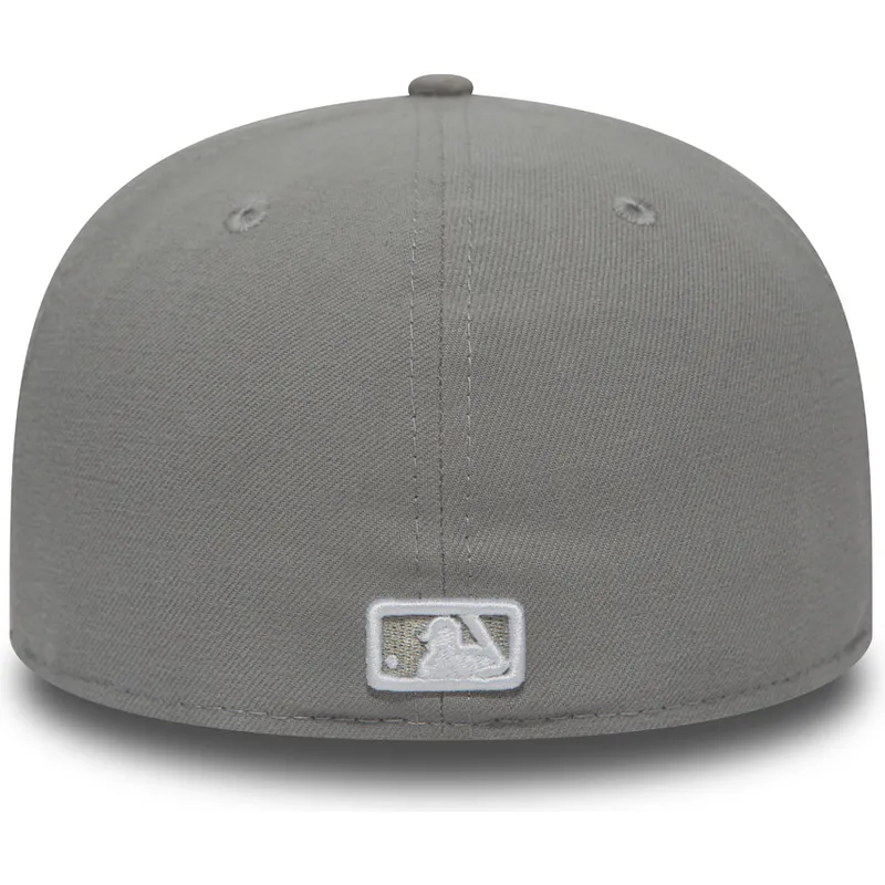 cappelli-piatta-grigio-regolato-59fifty-essential-dei-new-york-yankees-mlb-di-new-era cappelli-piatta-grigio-regolato-59fifty-essential-dei-new-york-yankees-mlb-di-new-era