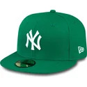 cappelli-piatta-verde-regolato-59fifty-essential-dei-new-york-yankees-mlb-di-new-era