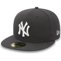 cappello-piatto-in-pietra-aderente-59fifty-essential-dei-new-york-yankees-mlb-di-new-era