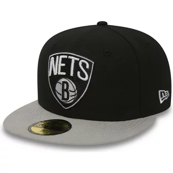 Cappellino visiera piatta nero aderente 59FIFTY Essential di Brooklyn Nets NBA di New Era