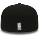 cappellino-visiera-piatta-nero-aderente-59fifty-essential-di-brooklyn-nets-nba-di-new-era