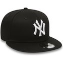 cappellino-visiera-piatta-nero-regolabile-9fifty-white-on-black-di-new-york-yankees-mlb-di-new-era