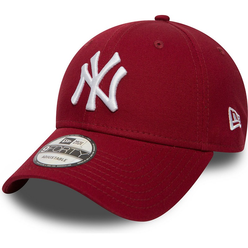 cappellino-visiera-curva-rosso-cardinale-regolabile-9forty-essential-di-new-york-yankees-mlb-di-new-era