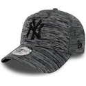 cappellino-snapback-grigio-melange-con-visiera-curva-new-york-yankees-mlb-engineered-fit-a-frame-di-new-era