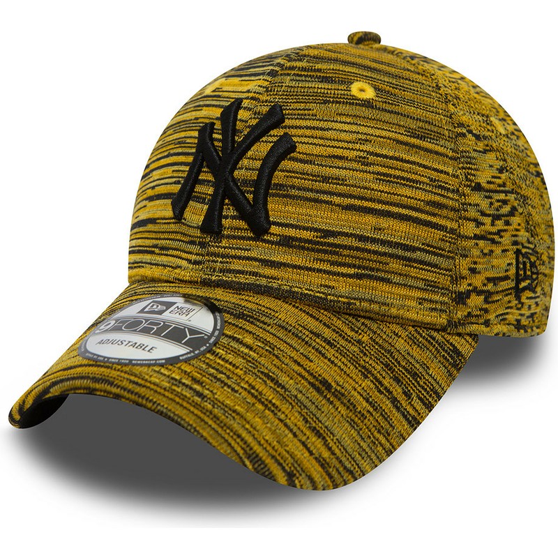 cappellino-visiera-curva-giallo-regolabile-con-logo-nero-di-new-york-yankees-mlb-9forty-engineered-fit-di-new-era