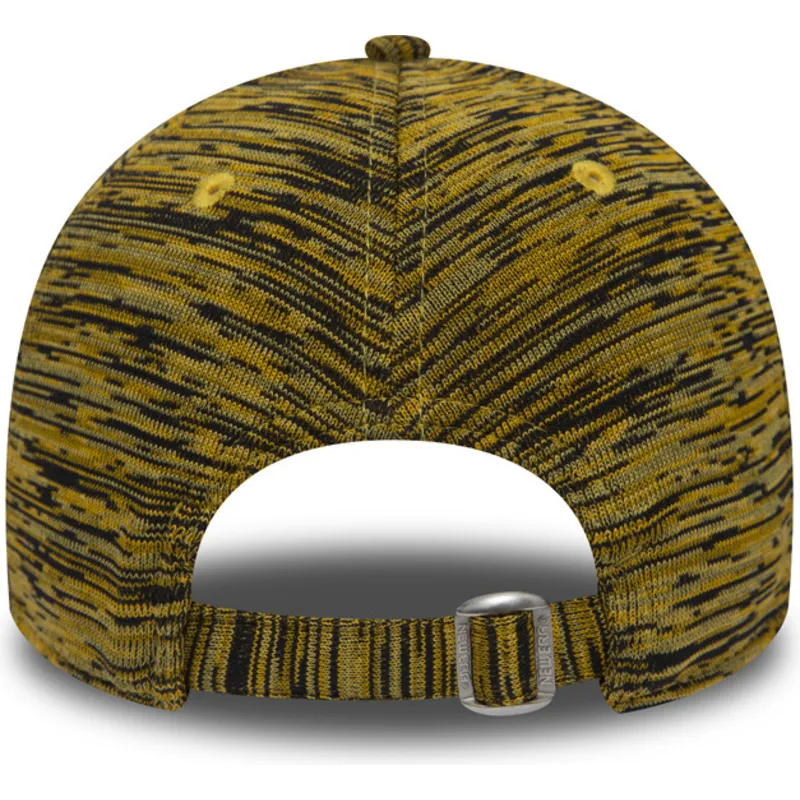cappelli-curva-giallo-cinghia-regolabile-9forty-negro-dei-new-york-yankees-mlb-di-new-era