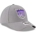 cappelli-curva-grigio-cinghia-regolabile-9forty-the-league-dei-sacramento-kings-nba-di-new-era