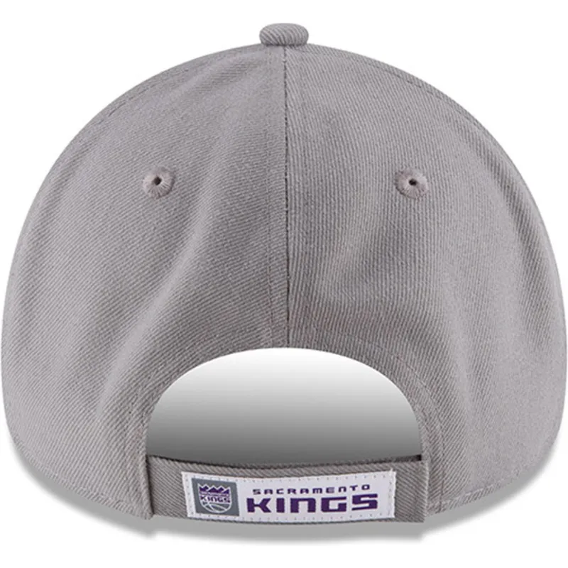 cappelli-curva-grigio-cinghia-regolabile-9forty-the-league-dei-sacramento-kings-nba-di-new-era cappelli-curva-grigio-cinghia-regolabile-9forty-the-league-dei-sacramento-kings-nba-di-new-era