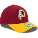 cappellino-curvo-rosso-e-giallo-regolabile-9forty-the-league-dei-washington-commanders-nfl-di-new-era