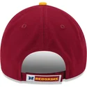 cappellino-curvo-rosso-e-giallo-regolabile-9forty-the-league-dei-washington-commanders-nfl-di-new-era