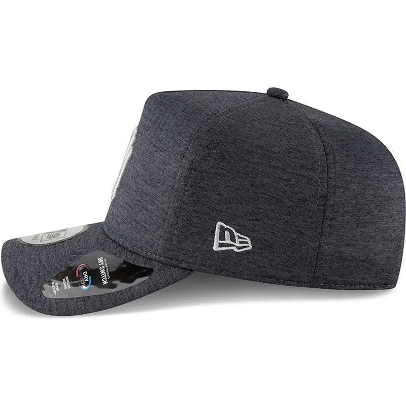 cappelli-curva-nero-snapback-9forty-dry-switch-a-frame-dei-new-york-yankees-mlb-di-new-era