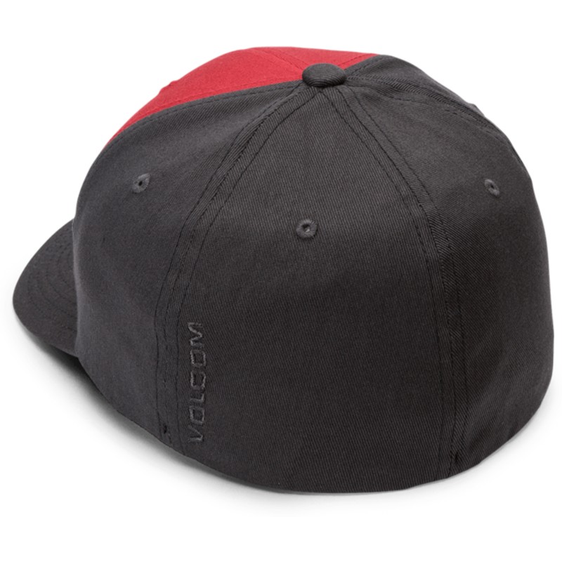cappellino-visiera-curva-rosso-e-nero-aderente-full-stone-xfit-engine-red-di-volcom
