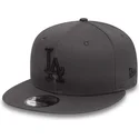 cappelli-piatta-pietra-snapback-negro-9fifty-league-essential-dei-los-angeles-dodgers-mlb-di-new-era