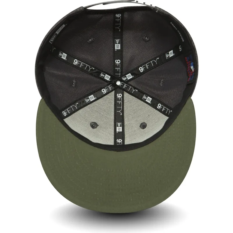 cappelli-piatta-grigio-snapback-9fifty-heather-jersey-dei-new-york-yankees-mlb-di-new-era