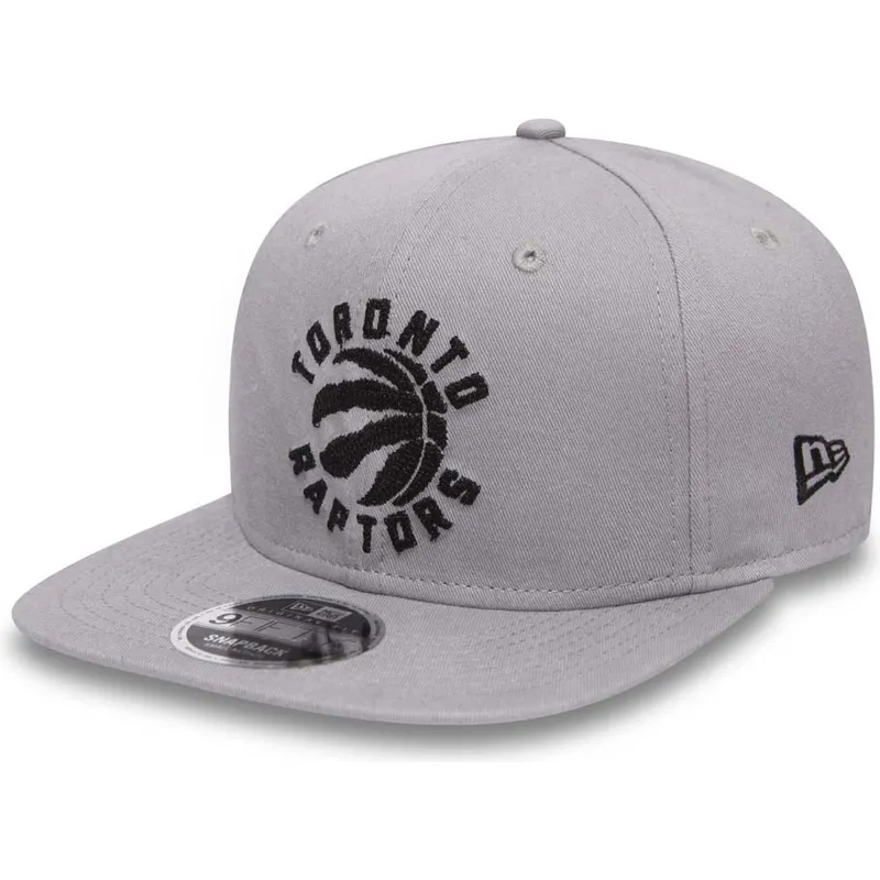 cappelli-piatta-grigio-snapback-9fifty-chain-stitch-dei-toronto-raptors-nba-di-new-era