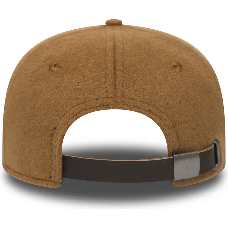 cappelli-piatta-marrone-cinghia-regolabile-9fifty-di-new-era