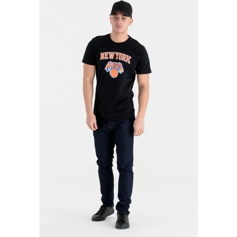 magliette-manica-corta-nero-dei-new-york-knicks-nba-di-new-era magliette-manica-corta-nero-dei-new-york-knicks-nba-di-new-era