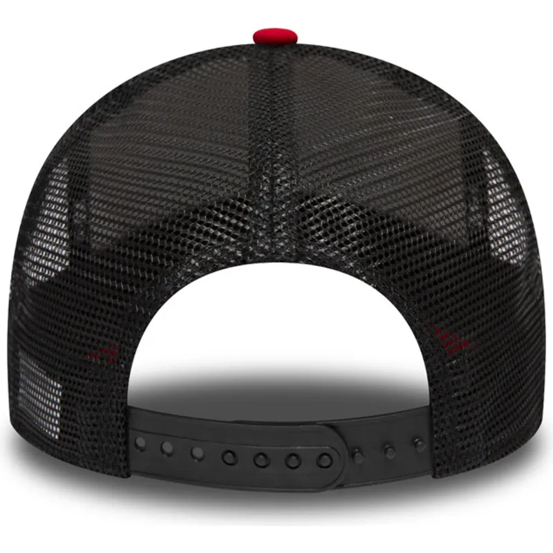 cappelli-curva-rosso-snapback-a-frame-di-new-era cappelli-curva-rosso-snapback-a-frame-di-new-era