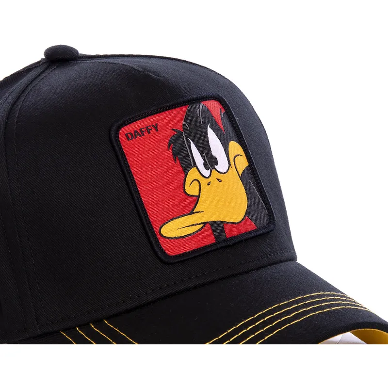 cappelli-curva-nero-snapback-paperino-looney-tunes-di-capslab