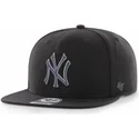 cappelli-piatta-nero-snapback-captain-iridescent-dei-new-york-yankees-mlb-di-47-brand