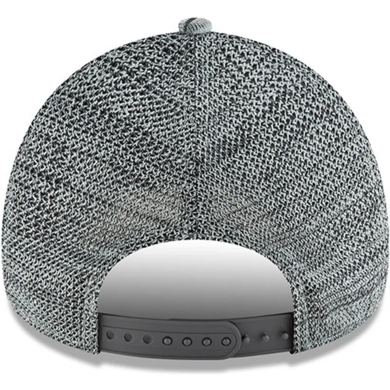 cappelli-curva-grigio-snapback-ajustable-negro-9forty-engineered-fit-dei-new-york-yankees-mlb-di-new-era