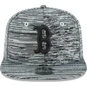 cappellino-grigio-a-visiera-piatta-snapback-con-logo-nero-9fifty-engineered-fit-dei-boston-red-sox-mlb-di-new-era