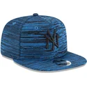 cappellino-snapback-piatto-blu-con-logo-nero-9fifty-engineered-fit-dei-new-york-yankees-mlb-di-new-era