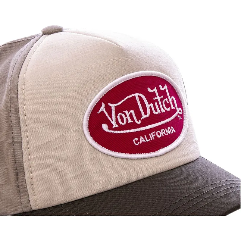 cappelli-curva-beige-cinghia-regolabile-di-von-dutch