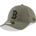 cappelli-curva-verde-cinghia-regolabile-9twenty-nylon-packable-dei-boston-red-sox-mlb-di-new-era