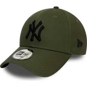 cappellino-curvo-verde-regolabile-con-logo-nero-9forty-league-essential-dei-new-york-yankees-mlb-di-new-era