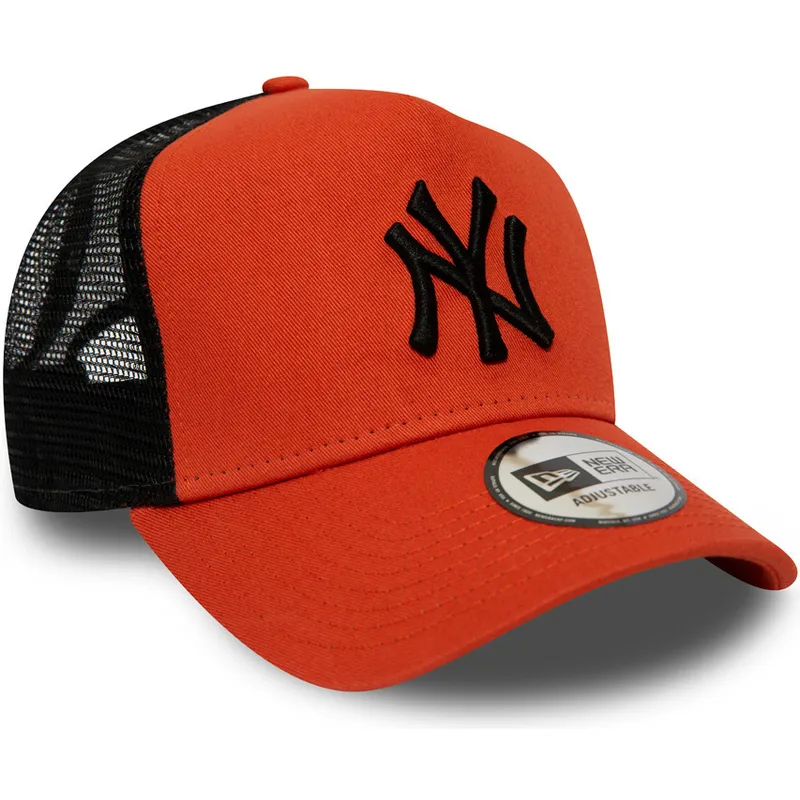 cappellino-trucker-rosso-con-logo-nero-league-essential-a-frame-dei-new-york-yankees-mlb-di-new-era