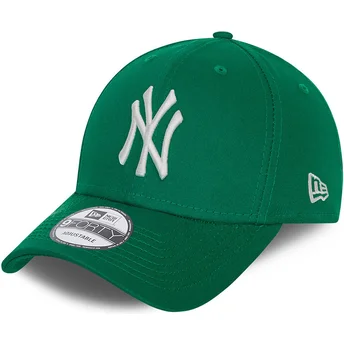 cappelli-curva-verde-cinghia-regolabile-9forty-league-essential-dei-new-york-yankees-mlb-di-new-era