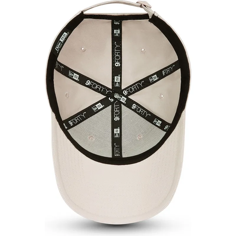 cappelli-curva-bianco-cinghia-regolabile-9forty-di-new-era