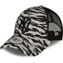 cappelli-curva-grigio-snapback-negro-9forty-tiger-print-dei-new-york-yankees-mlb-di-new-era