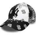 cappellino-curvo-nero-e-bianco-regolabile-con-logo-nero-9forty-paisley-print-dei-new-york-yankees-mlb-di-new-era