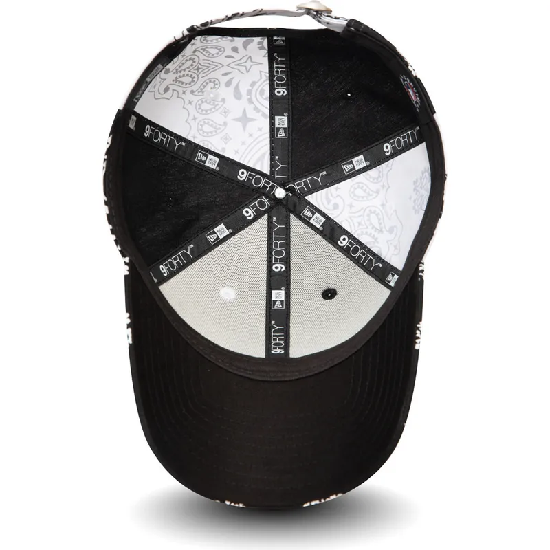 cappelli-curva-nero-cinghia-regolabile-9forty-paisley-print-dei-new-york-yankees-mlb-di-new-era