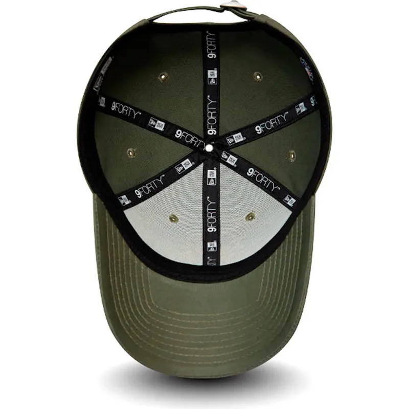 cappelli-curva-verde-cinghia-regolabile-9forty-league-essential-dei-new-york-yankees-mlb-di-new-era cappelli-curva-verde-cinghia-regolabile-9forty-league-essential-dei-new-york-yankees-mlb-di-new-era